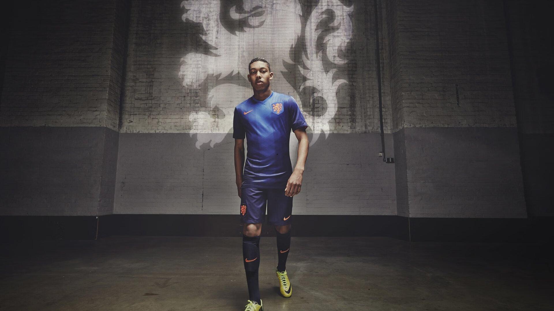 体坛专访梅西，第八座金球来不来已不重要，人生新章从容开启